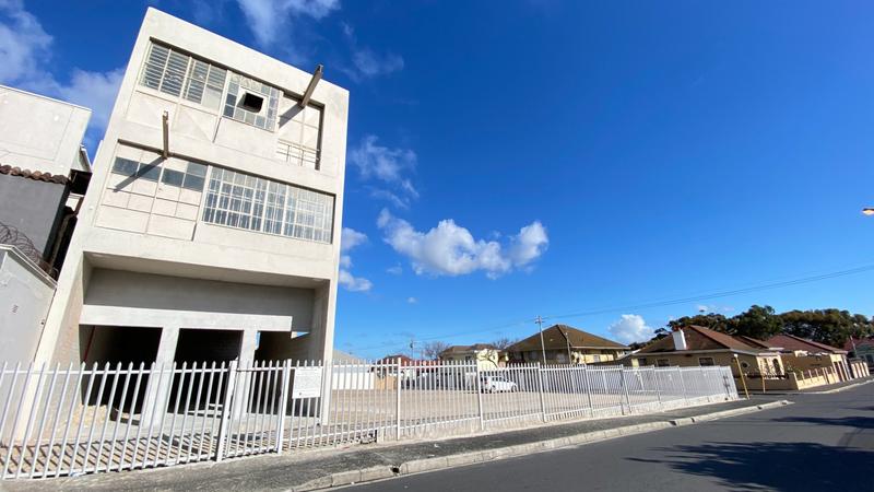 To Let commercial Property for Rent in Maitland Western Cape